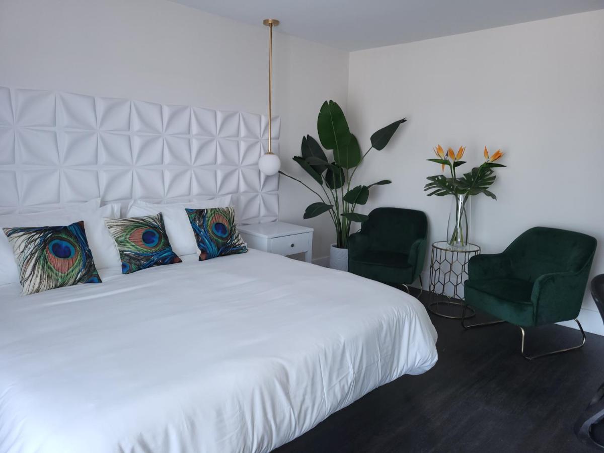 Motel Au Rocher Du Cap Cap-Saint-Ignace ภายนอก รูปภาพ