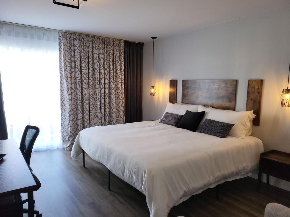 Motel Au Rocher Du Cap Cap-Saint-Ignace ภายนอก รูปภาพ