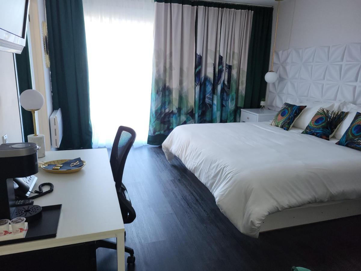 Motel Au Rocher Du Cap Cap-Saint-Ignace ภายนอก รูปภาพ